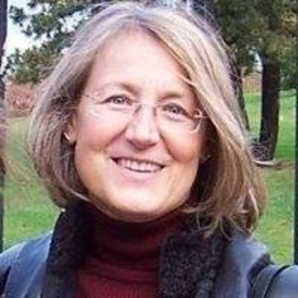 Meet your Posher, Elizabeth - Picture 1 of 1